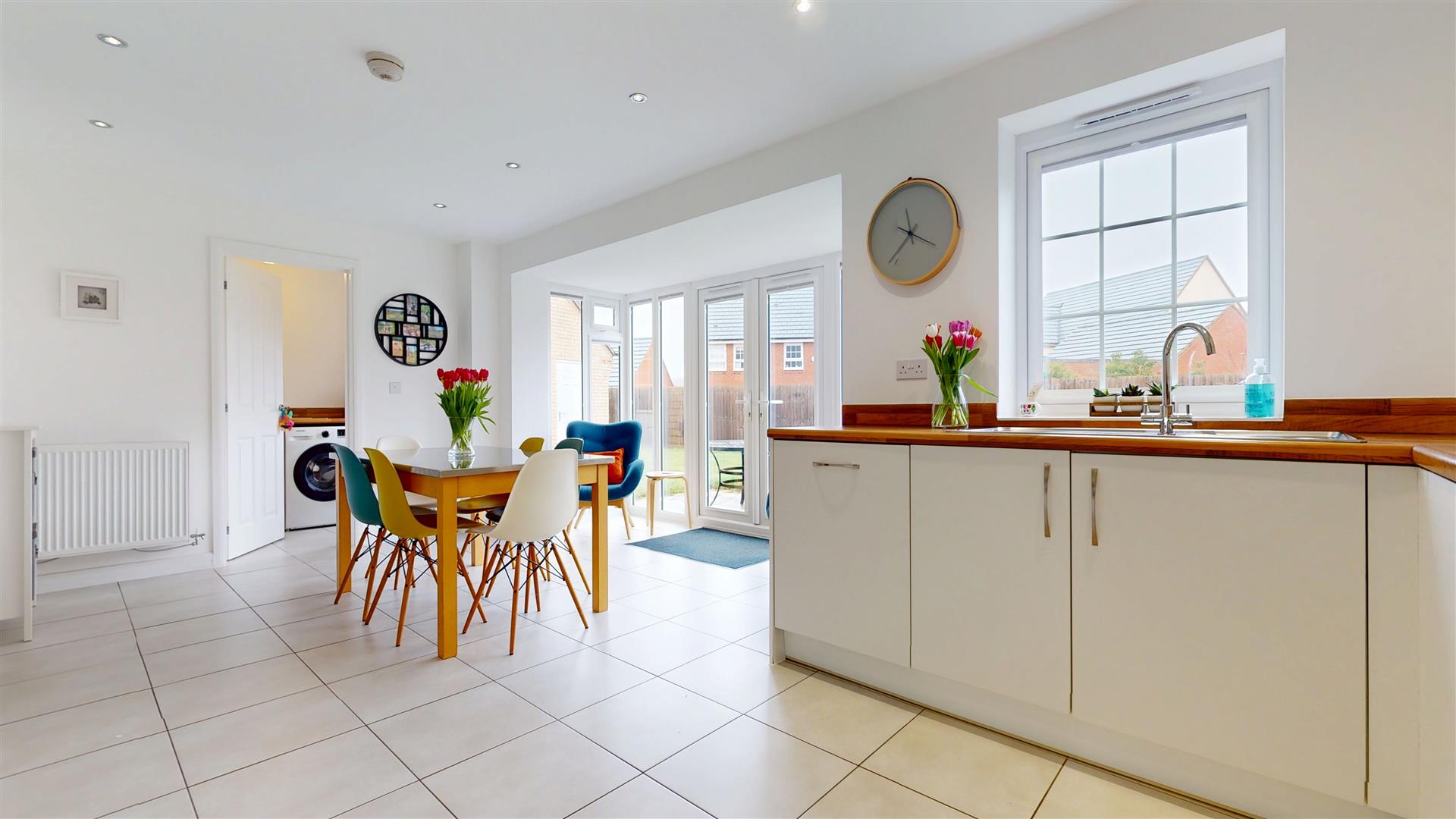 4 bed property in Lamport Crescent, Milton Keynes